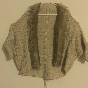 Fun sweater with faux fur collar.
